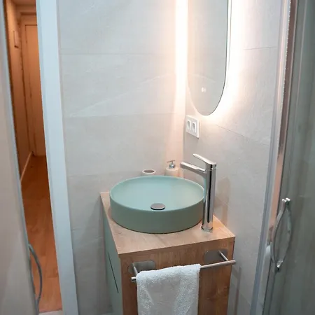 By Glodeko Homes * ולנסיה